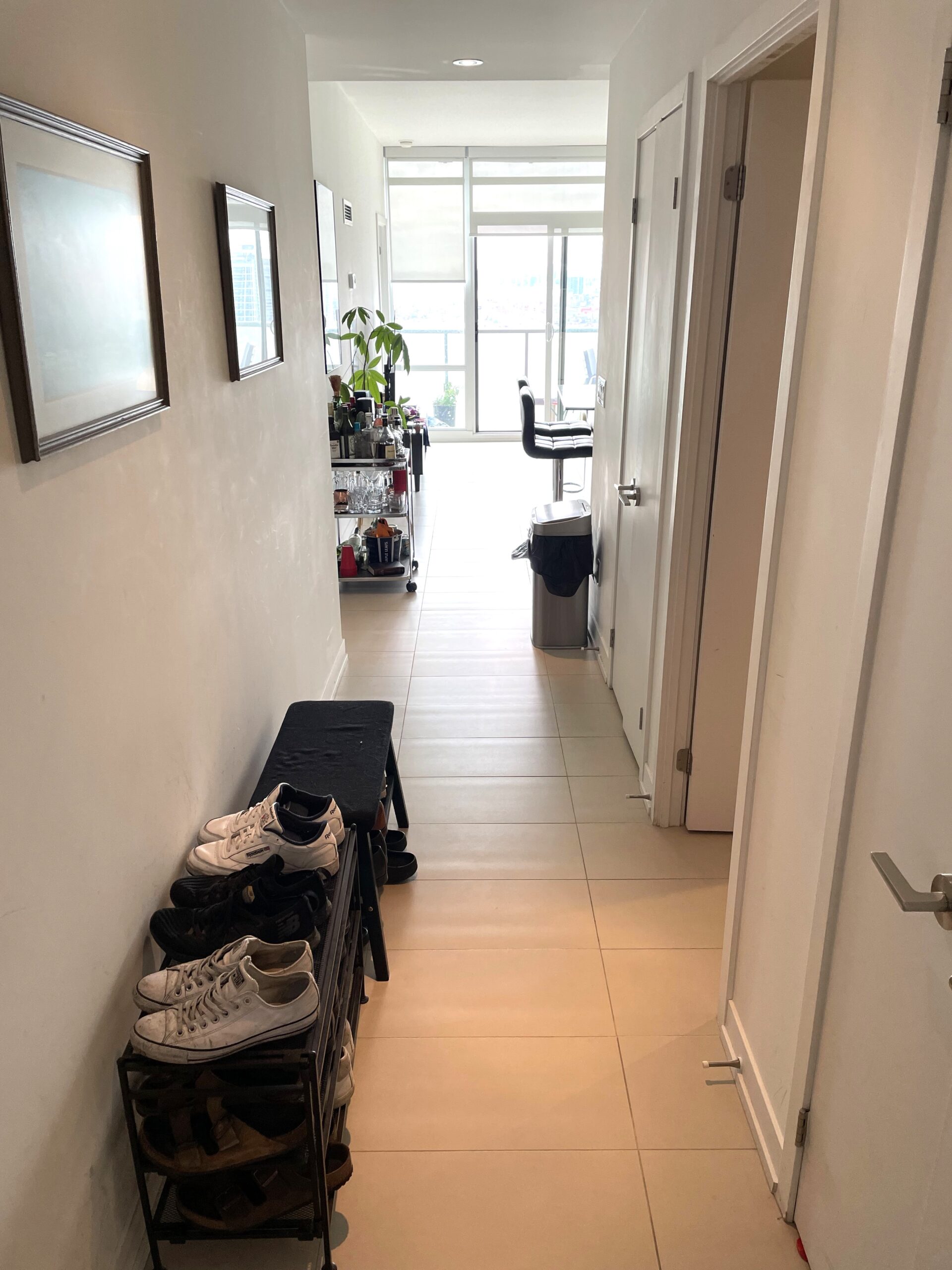 170-FORT-YORK-BLVD-2711-HALLWAY-