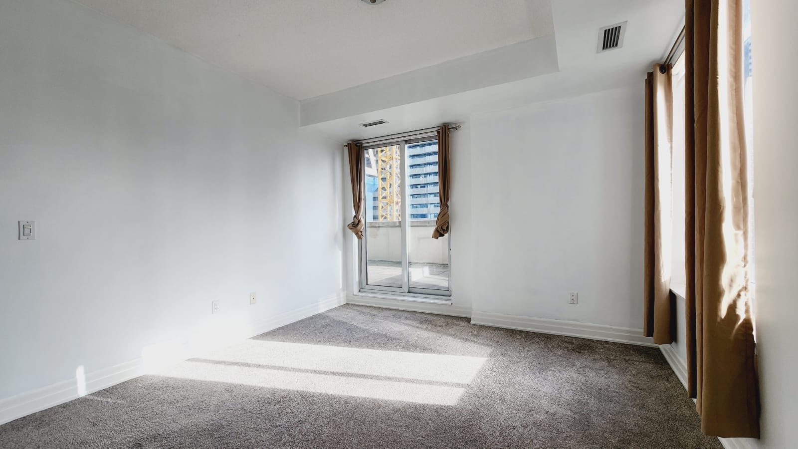 35-BALMUTO-ST-2306-MASTER-BEDROOM