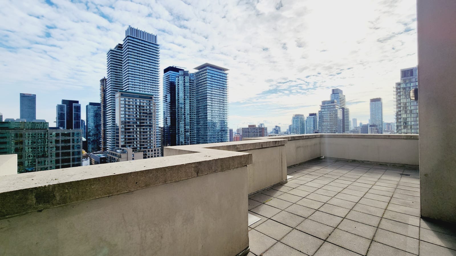 35-BALMUTO-ST-2306-TERRACE