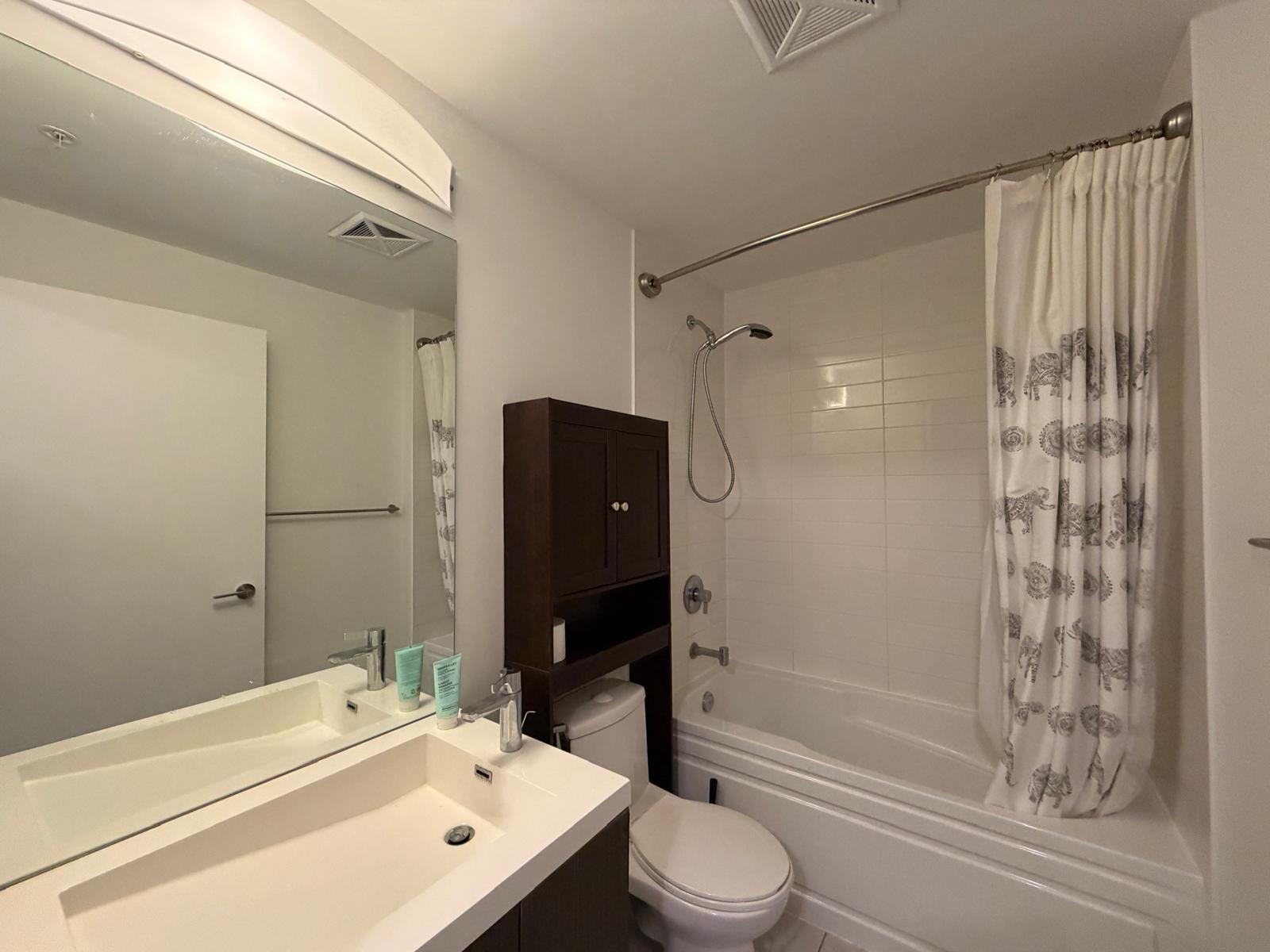 621-199 RICHMOND ST W