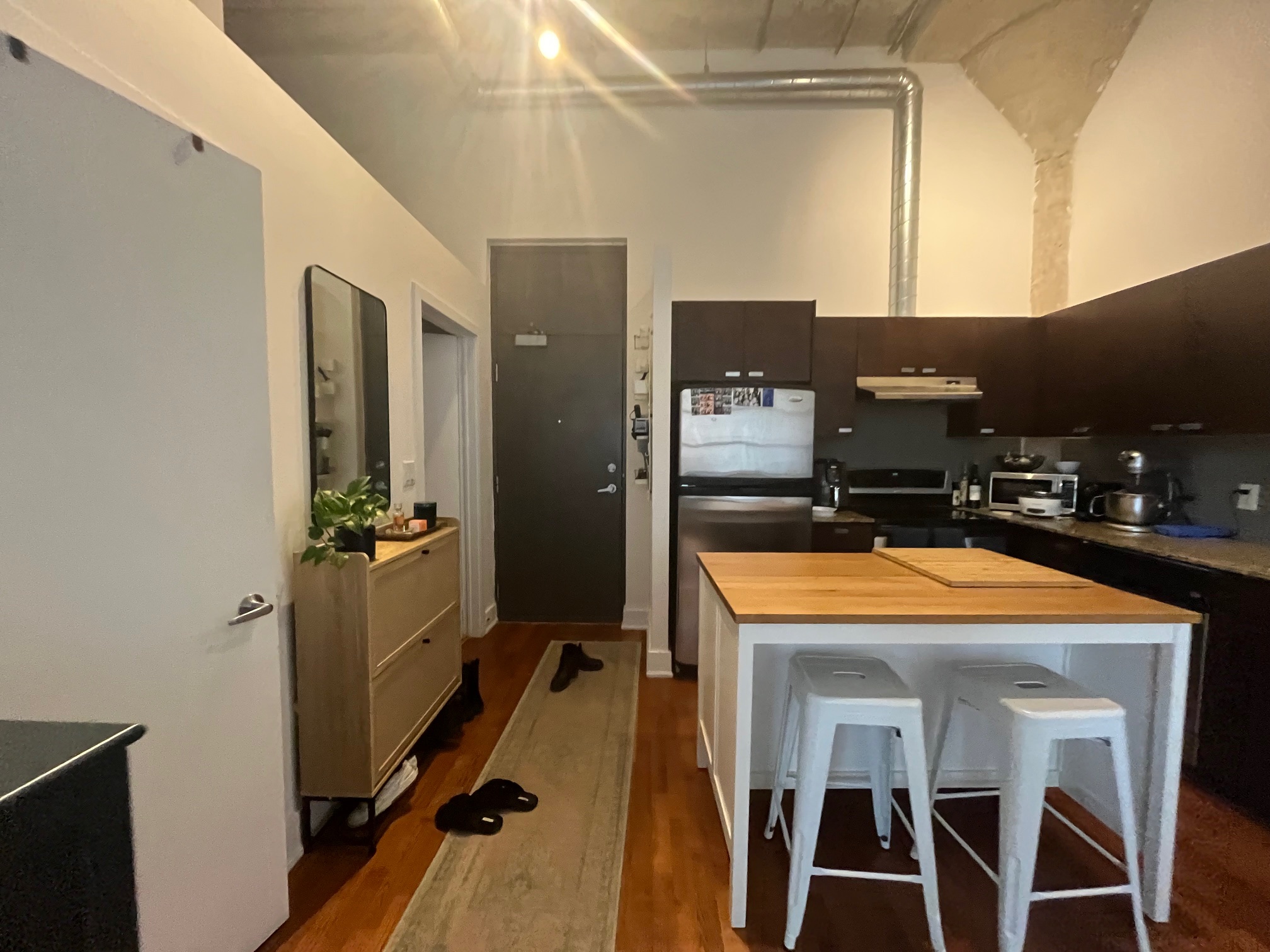 637 LAKESHORE BLVD W-423