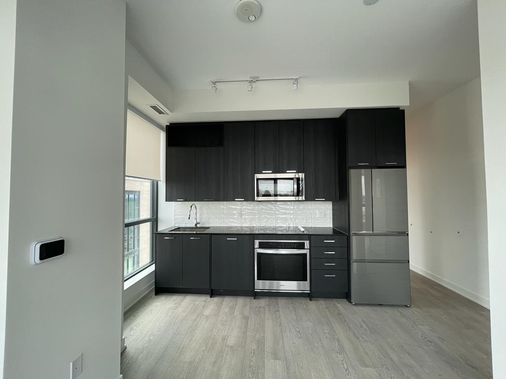 120-EAGLE-ROCK-WAY-804