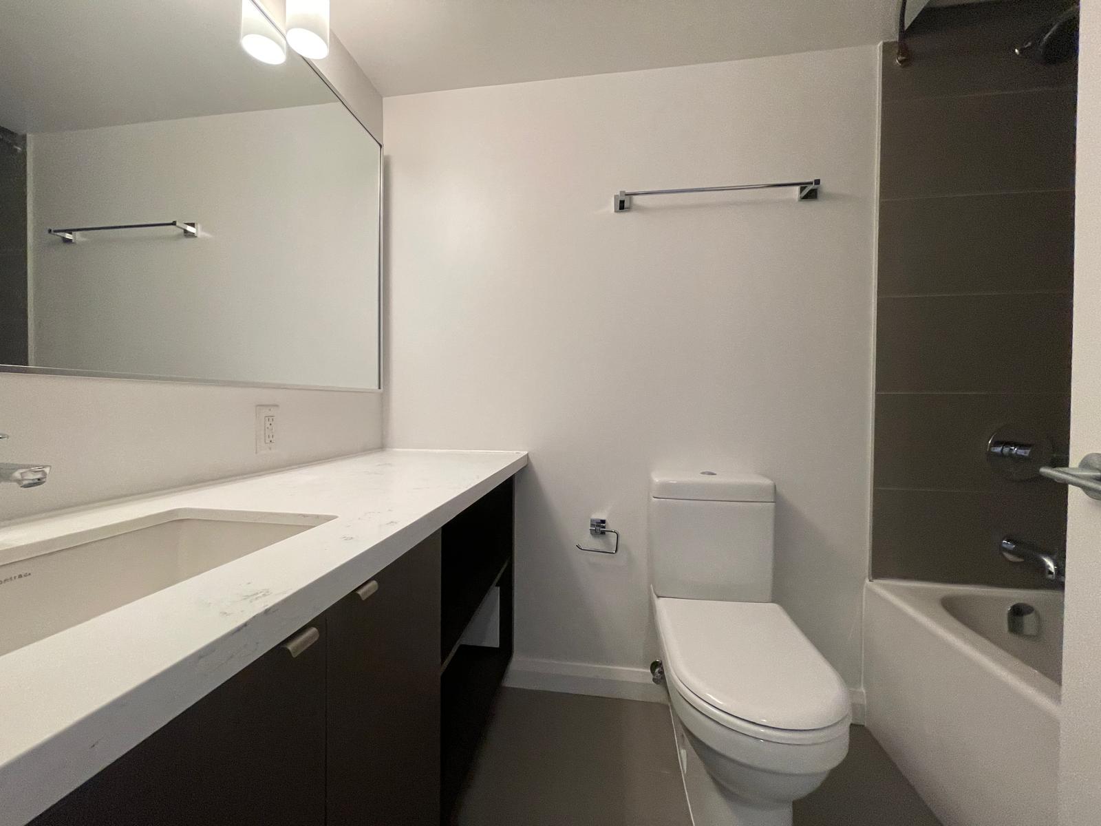 155 YORKVILLE AVE-2904