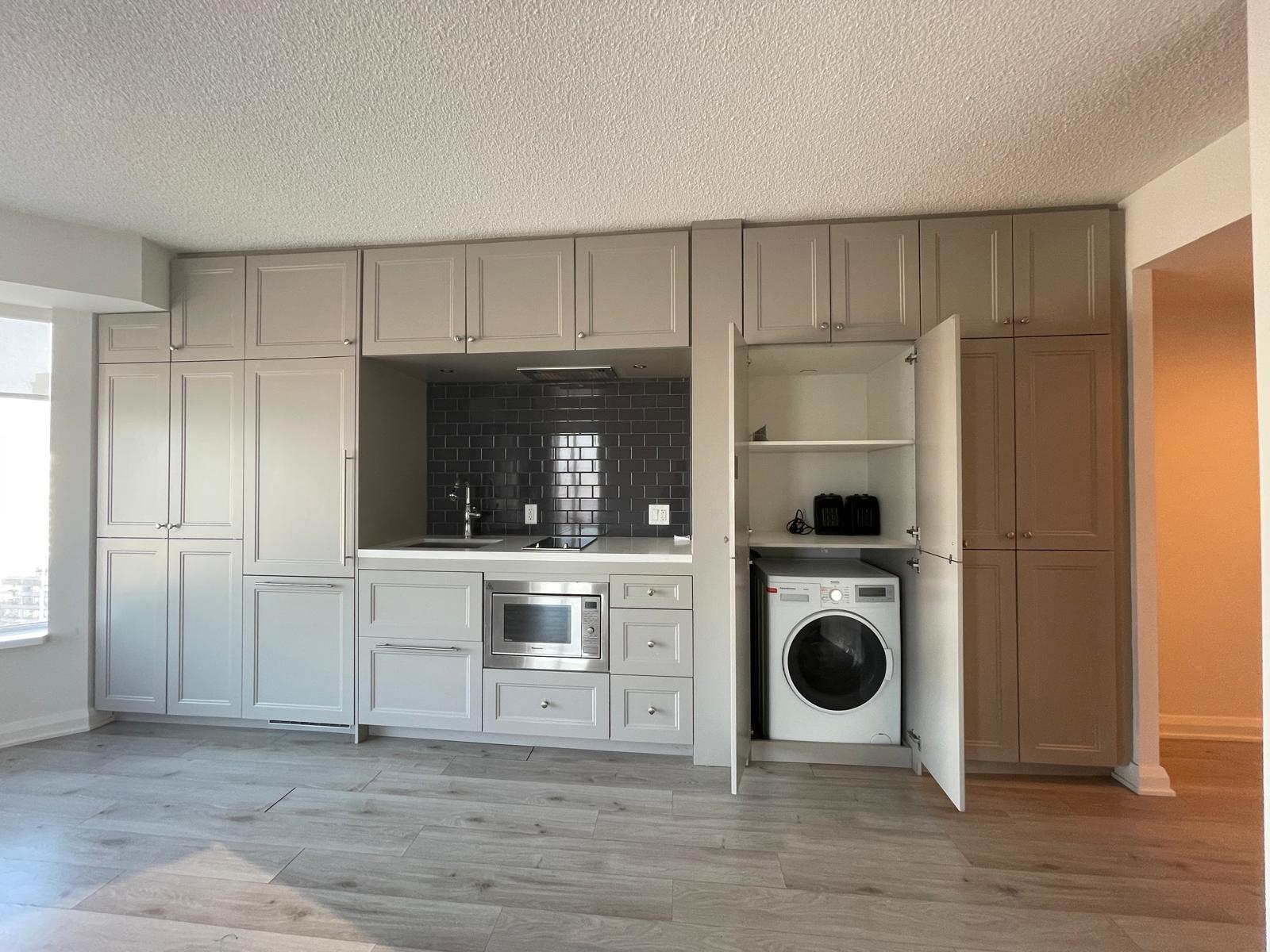 155 YORKVILLE AVE-2904