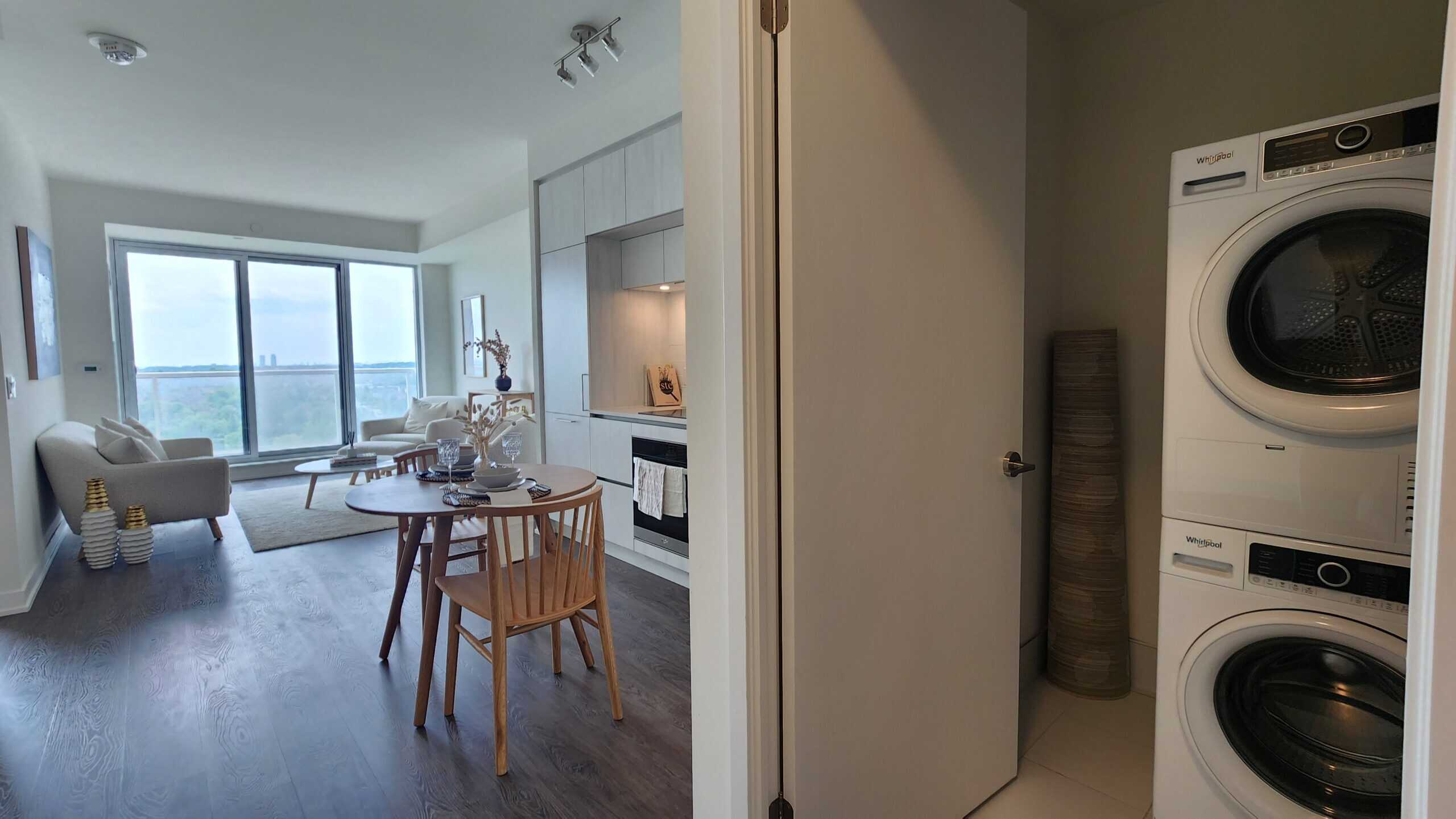 2-DAVID-EYER-RD-1021-ENTRY