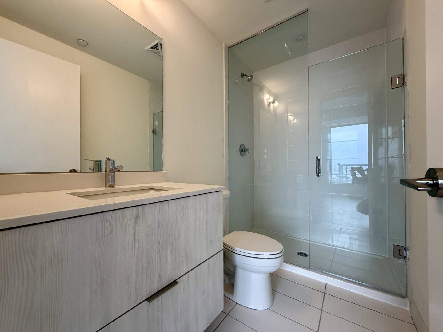 2-DAVID-EYER-RD-1022-ZOEY-ENSUITE-BATHROOM