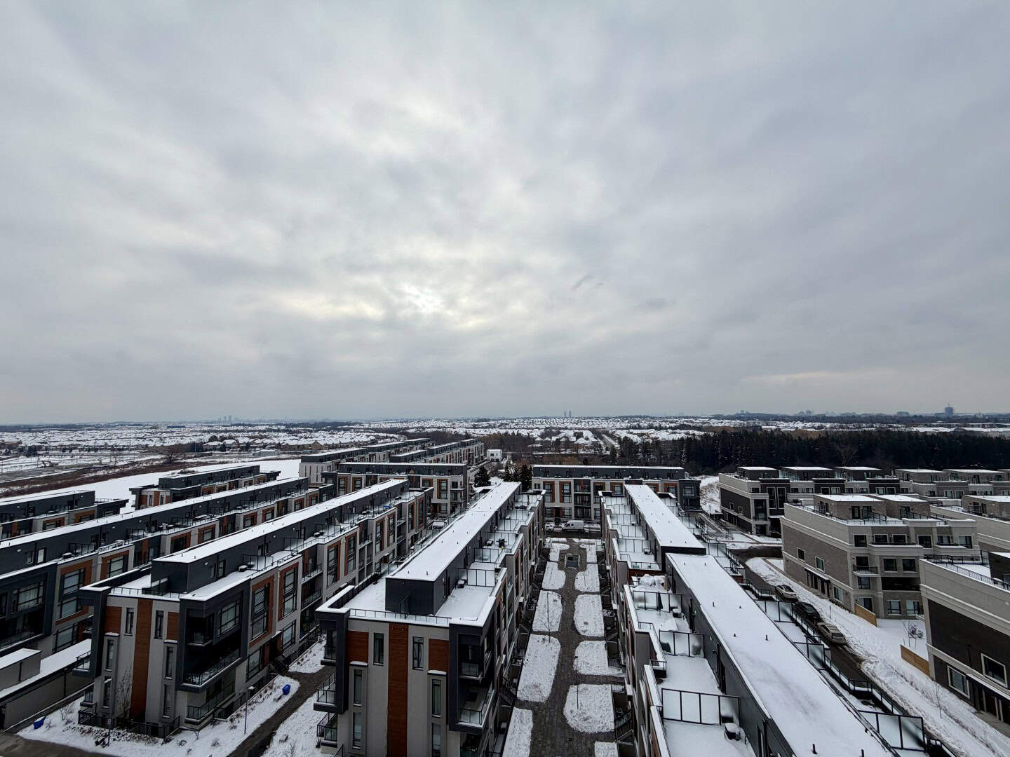 2-DAVID-EYER-RD-1022-ZOEY-VIEW