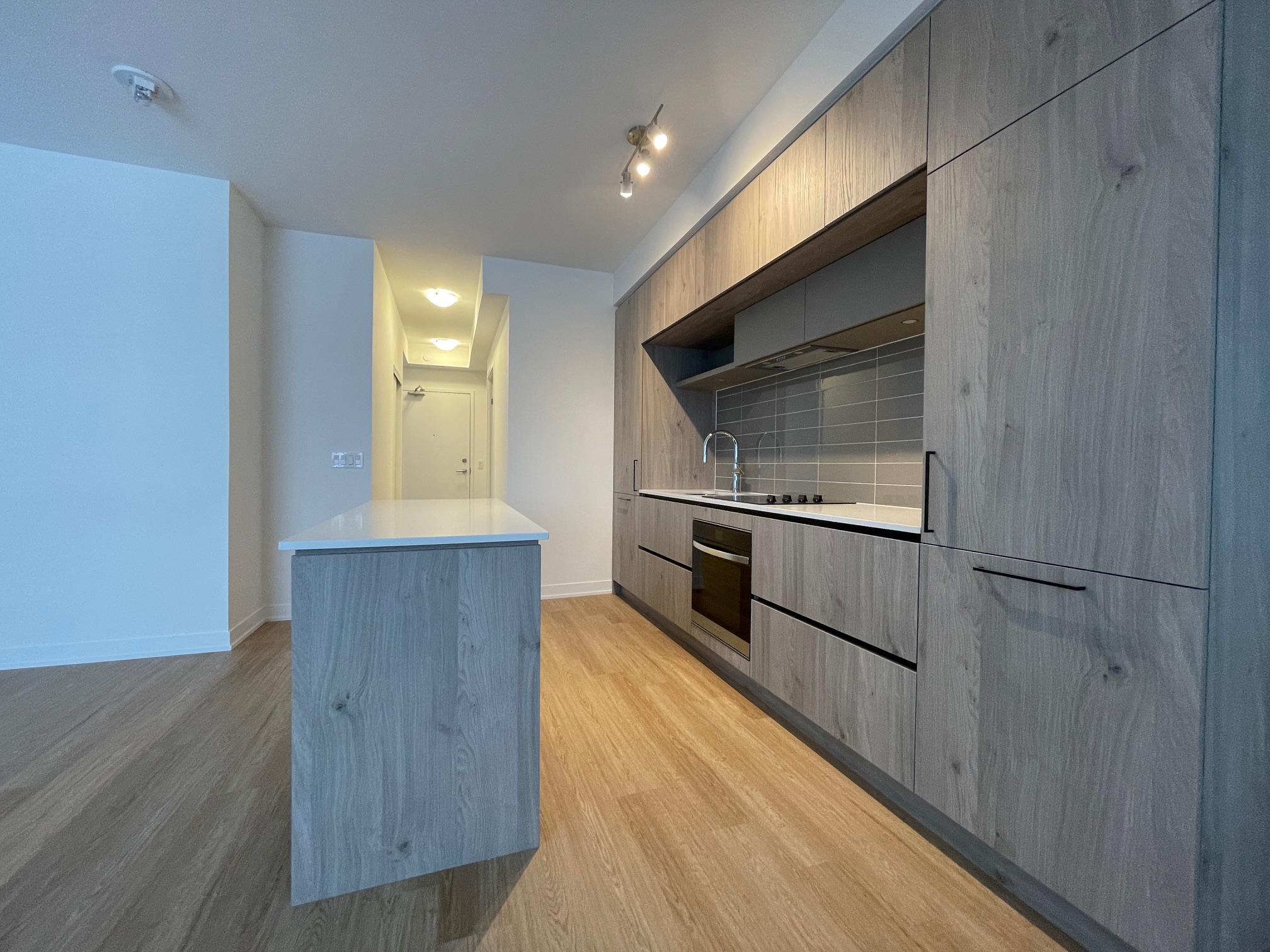 2-DAVID-EYER-RD-1029