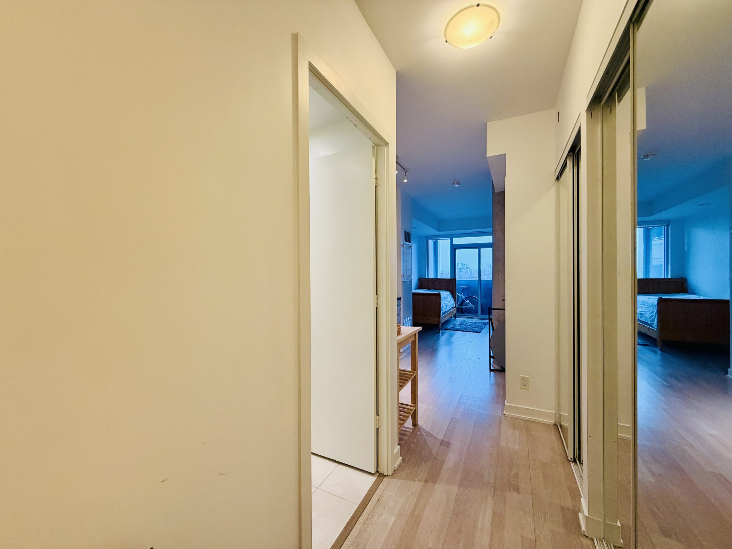 501 ST CLAIR AV W-321