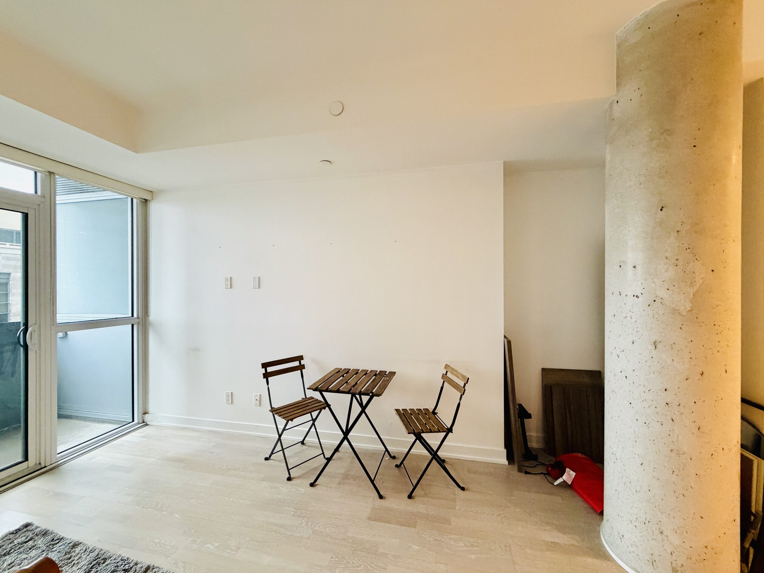 501 ST CLAIR AV W-321