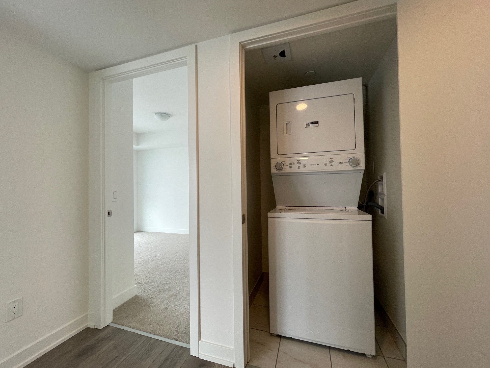 1010-SANDY-BEACH-RD-2C-1702