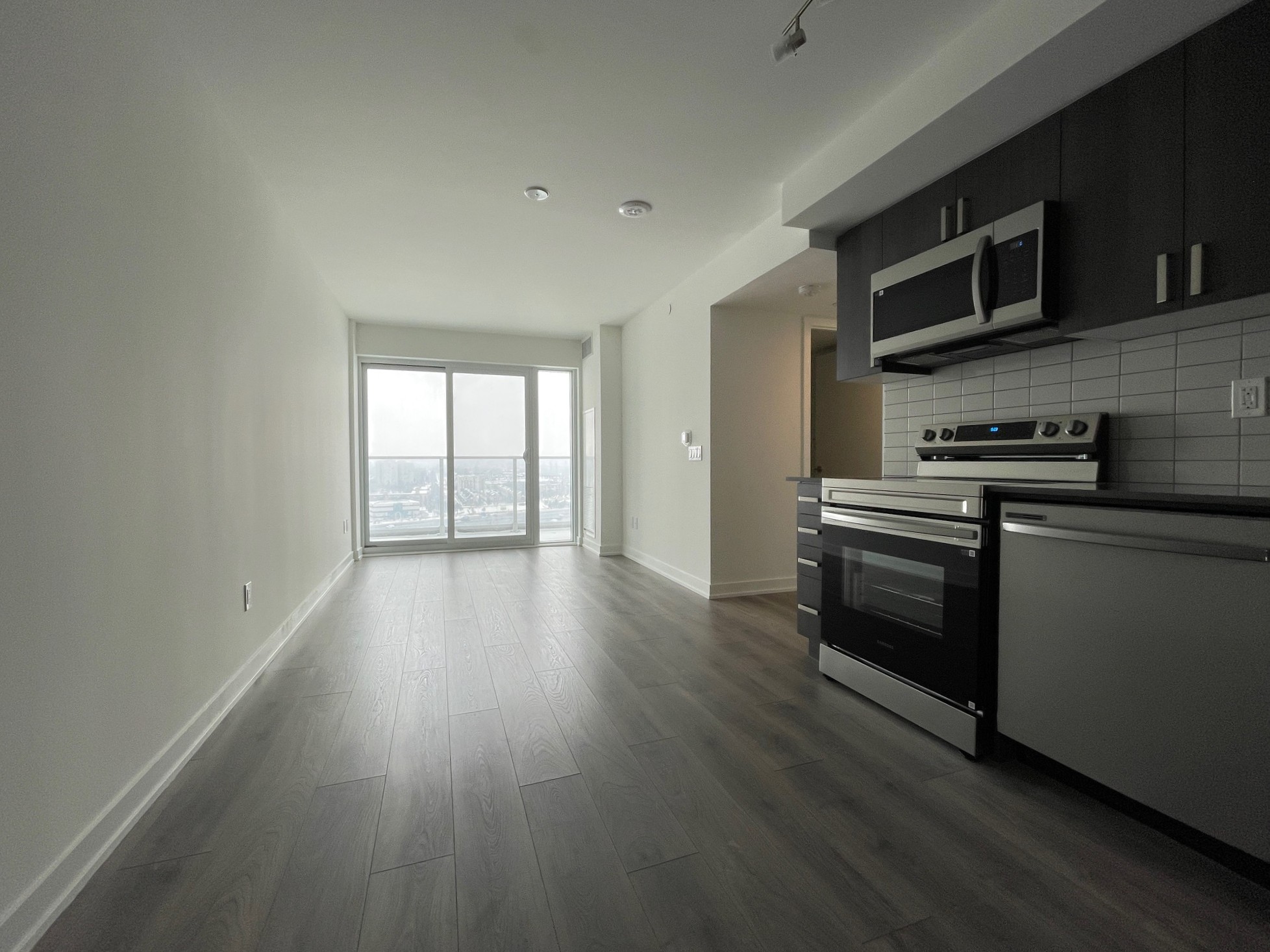 1010-SANDY-BEACH-RD-2C-1702