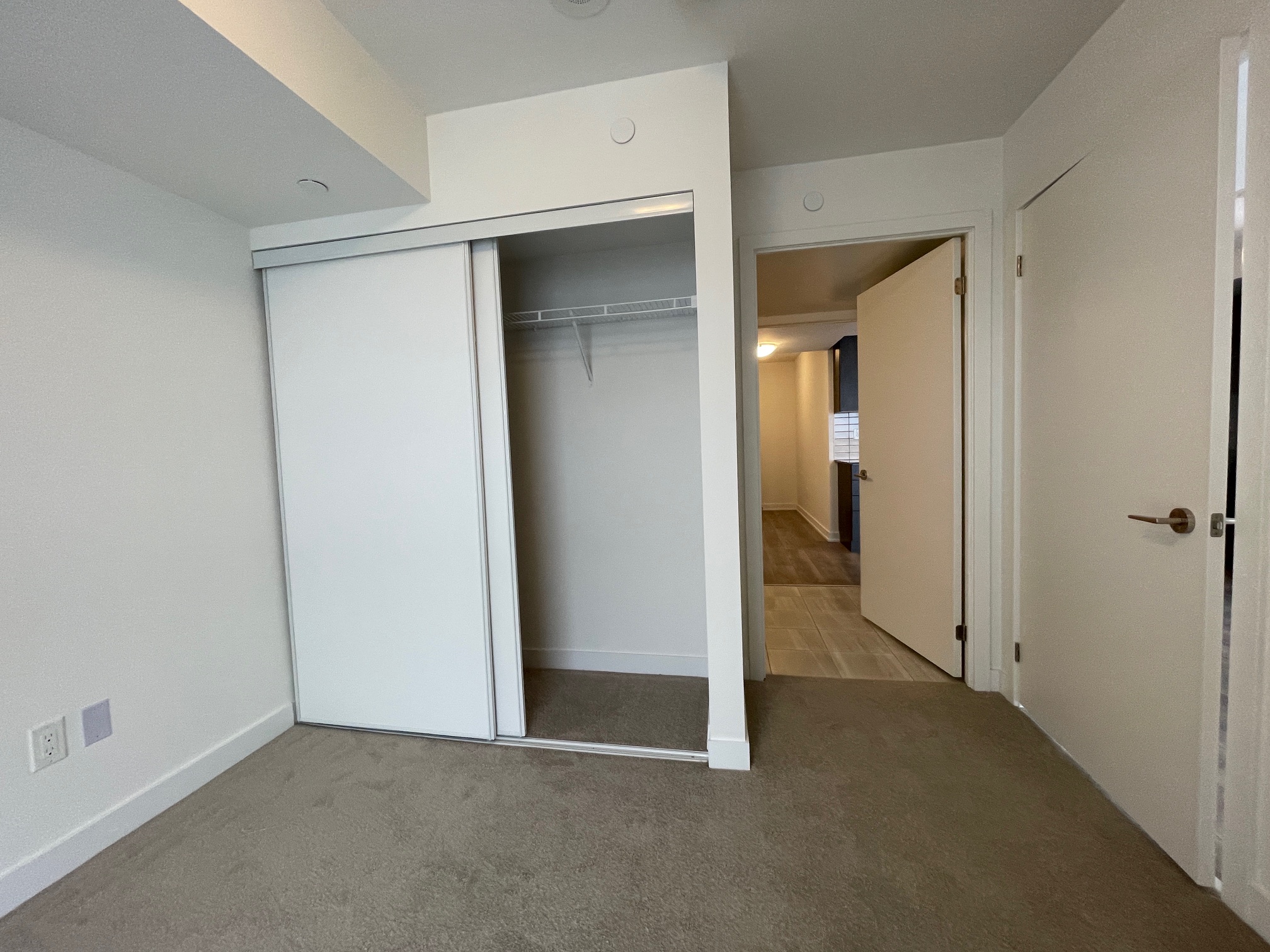 1010-SANDY-BEACH-RD-2H-1105