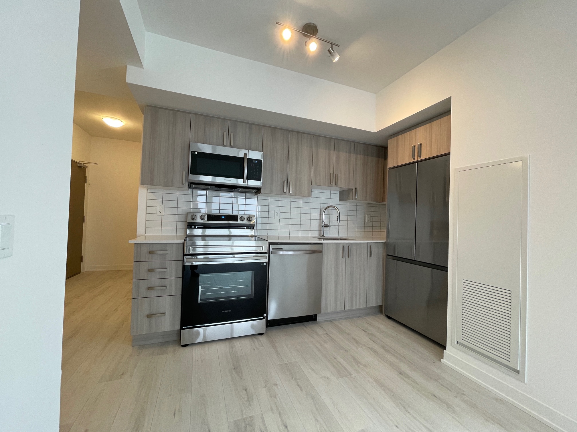 1010-SANDY-BEACH-RD-2H-1605