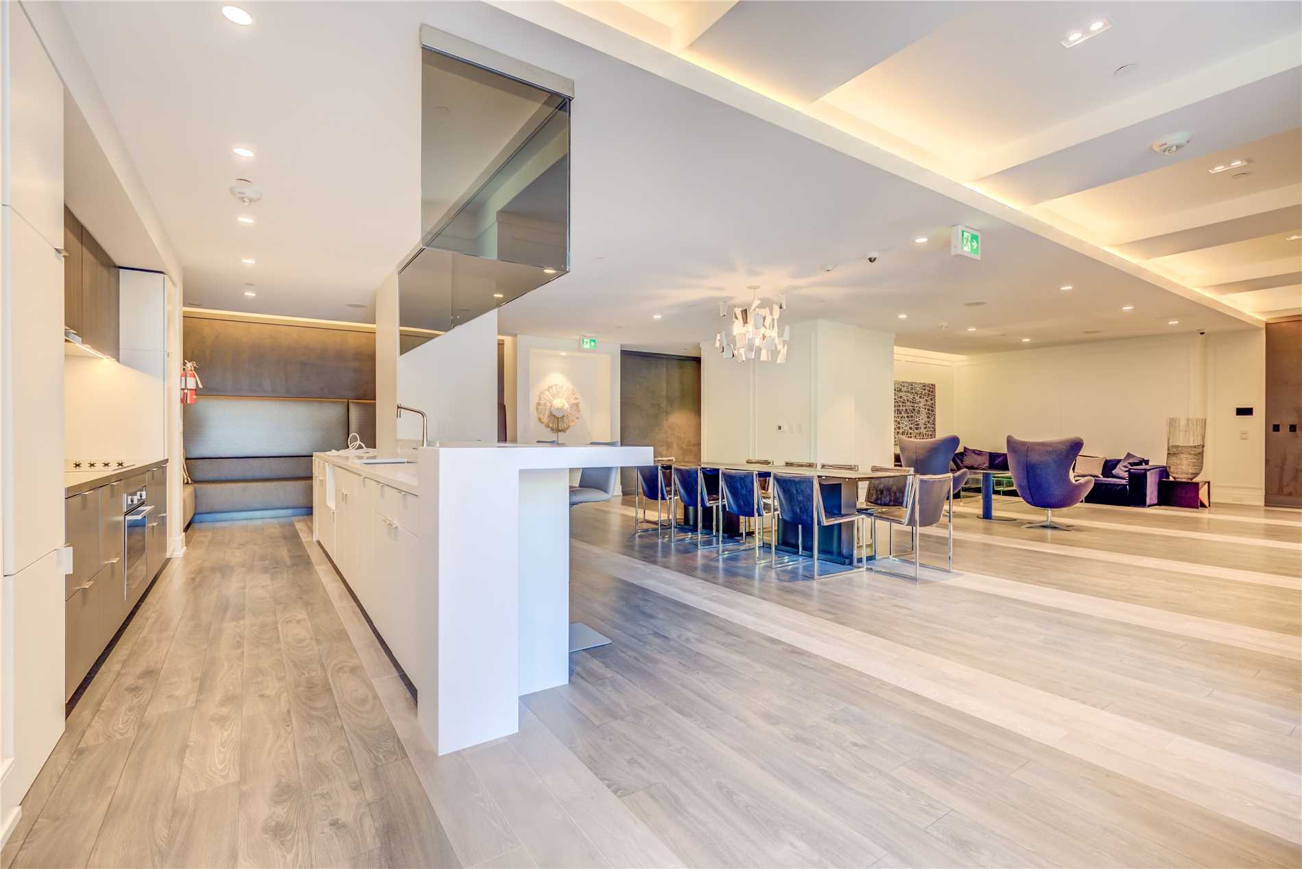 6 PARKWOOD AVE-CODE PARTY ROOM 1