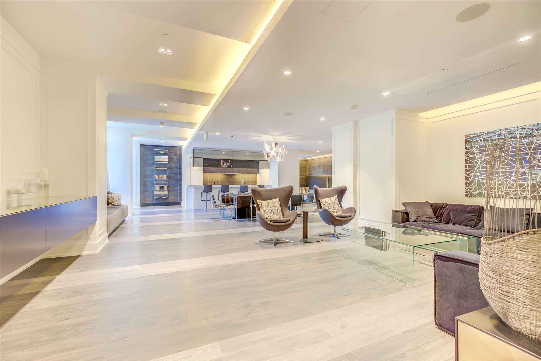 6 PARKWOOD AVE-CODE PARTY ROOM